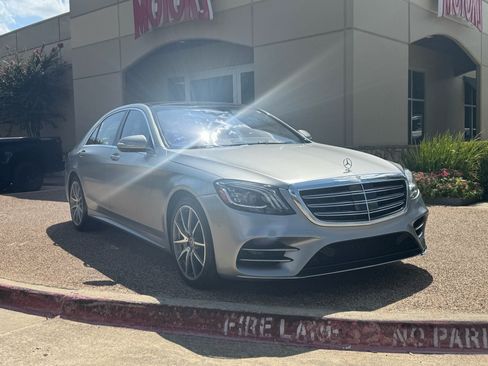 Used 2018 Mercedes-Benz S 560 4MATIC Sedan image 6