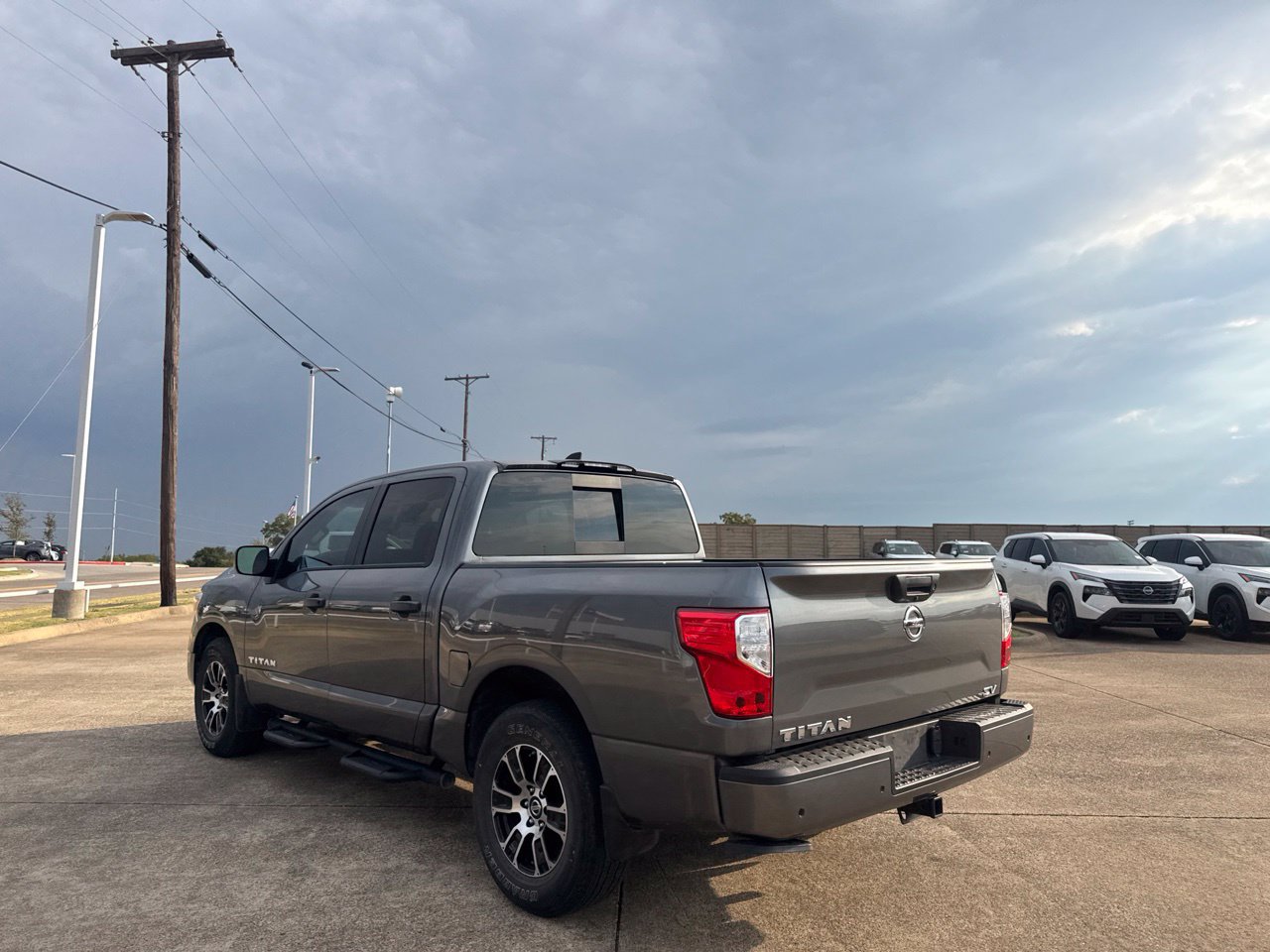 Certified 2022 Nissan Titan SV w/ Accessory Utility Package RWD image 17