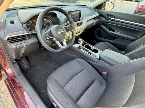 Used 2023 Nissan Altima 2.5 SV AWD/4WD image 21