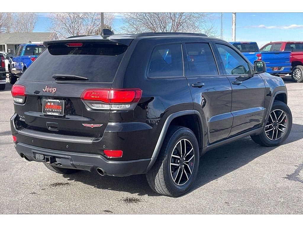 Used 2019 Jeep Grand Cherokee Trailhawk AWD/4WD image 15