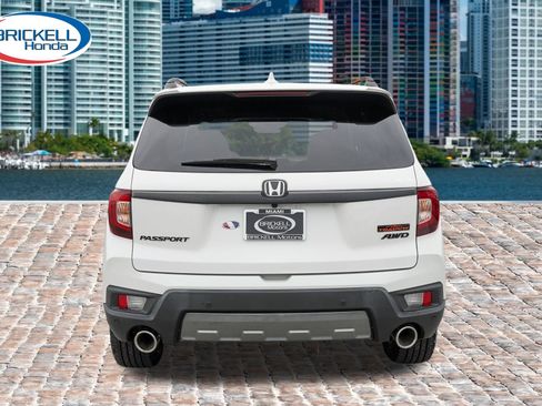Used 2023 Honda Passport TrailSport image 7