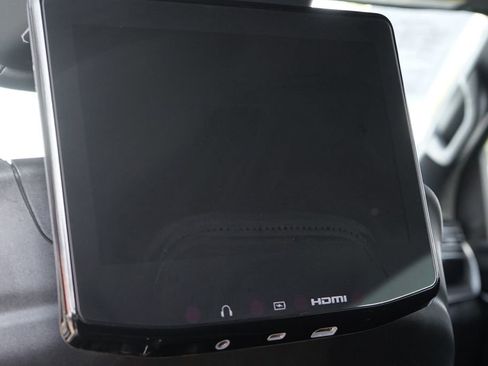 Used 2022 Jeep Wagoneer Series III w/ Rear Seat Video Group 1 image 40