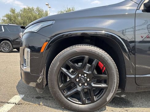 Certified 2023 Chevrolet Traverse Premier w/ Redline Edition AWD/4WD image 38