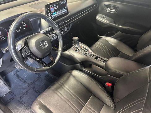 Used 2024 Honda HR-V EX-L image 4