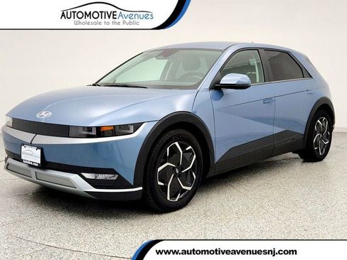 Used 2024 Hyundai Ioniq 5 SEL image 1