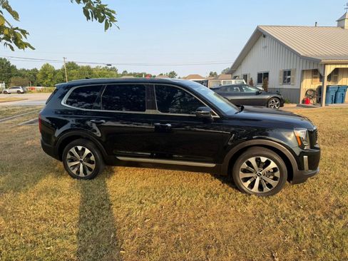 Used 2022 Kia Telluride S AWD/4WD image 4