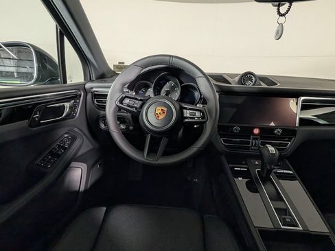New 2026 Porsche Macan AWD/4WD image 21