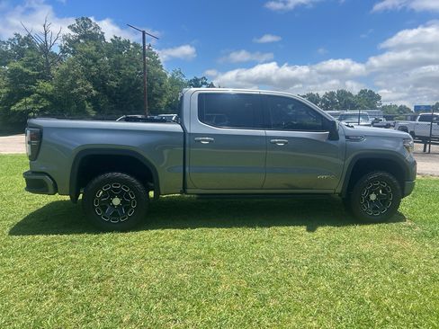 Used 2020 GMC Sierra 1500 AT4 w/ AT4 Preferred Package AWD/4WD image 7