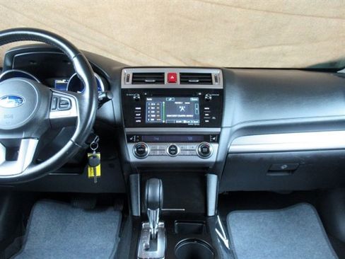 Used 2015 Subaru Outback 2.5i Premium image 22