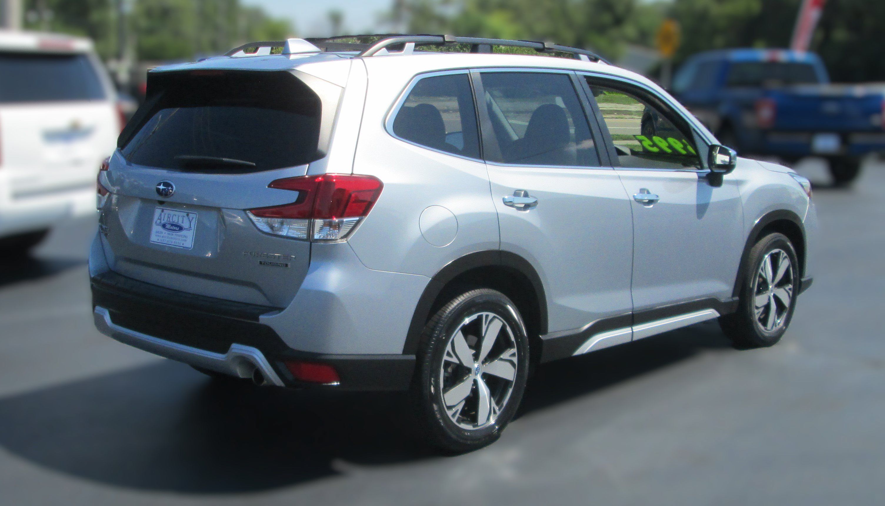 Used 2019 Subaru Forester Touring w/ Popular Package #3 AWD/4WD image 3