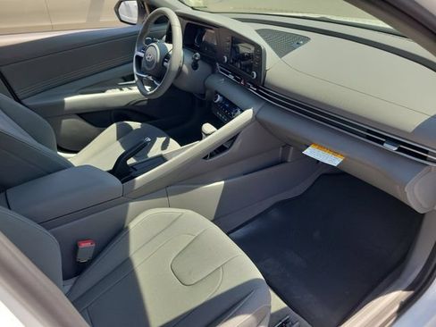 New 2026 Hyundai Elantra Sport FWD image 19