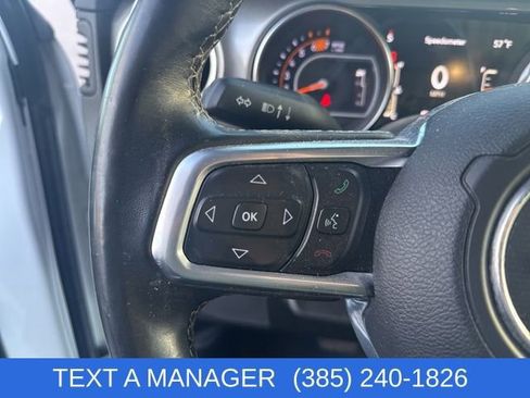 Used 2019 Jeep Wrangler Unlimited Sahara image 20