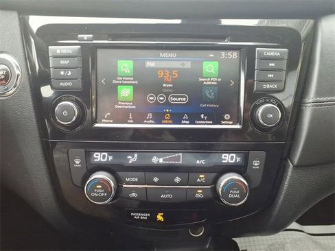 Used 2020 Nissan Rogue SL w/ Premium Package image 14