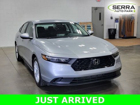 Certified 2023 Honda Accord LX image 4