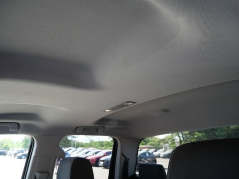 Used 2018 GMC Sierra 1500 SLE w/ SLE Value Package AWD/4WD image 12