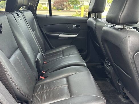 Used 2011 Ford Edge Limited AWD/4WD image 12