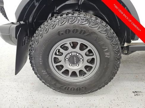 Used 2022 Ford Bronco Badlands w/ Sasquatch Package AWD/4WD image 7