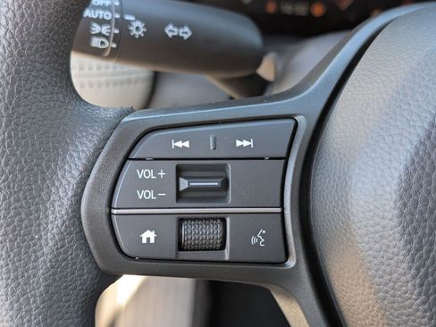 New 2026 Honda HR-V LX image 17