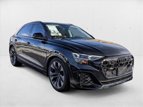 New 2025 Audi Q8 Prestige image 6