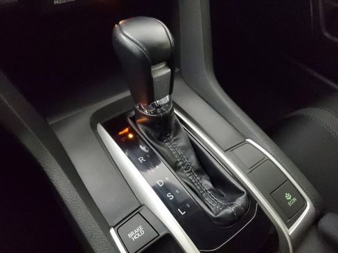 Used 2019 Honda Civic EX image 30