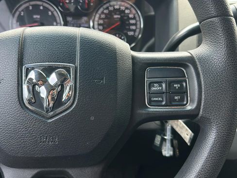 Used 2012 RAM 1500 Classic SLT RWD image 16