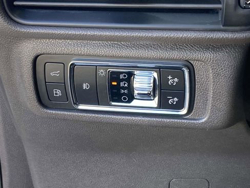 Used 2021 Lincoln Corsair Grand Touring w/ Equipment Group 301A image 32