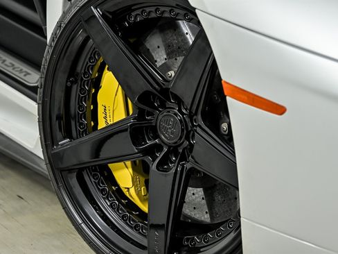 Used 2013 Lamborghini Aventador LP 700-4 AWD/4WD image 3