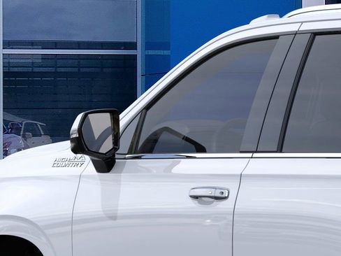 New 2026 Chevrolet Tahoe High Country image 12