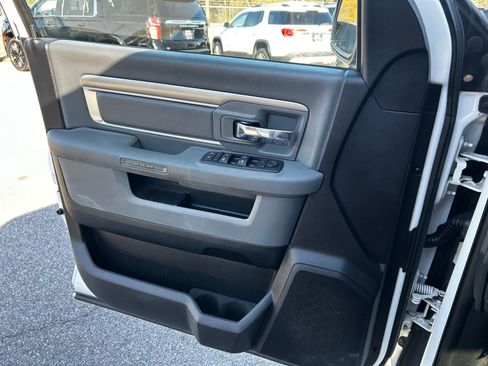 Used 2016 RAM 1500 Big Horn image 26