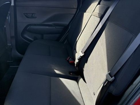 Used 2025 Hyundai Kona SEL image 17