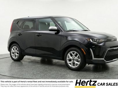Used 2025 Kia Soul LX w/ LX Technology Package
