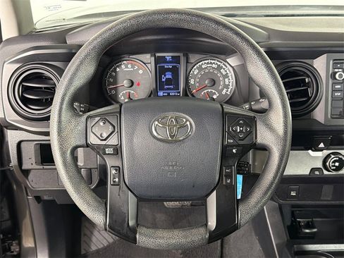 Used 2018 Toyota Tacoma SR image 23