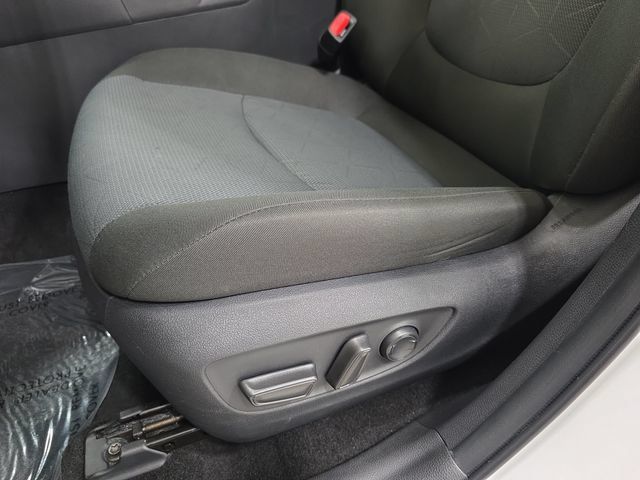Certified 2025 Toyota RAV4 XLE AWD/4WD image 25