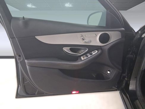 Used 2019 Mercedes-Benz C 300 Sedan image 12