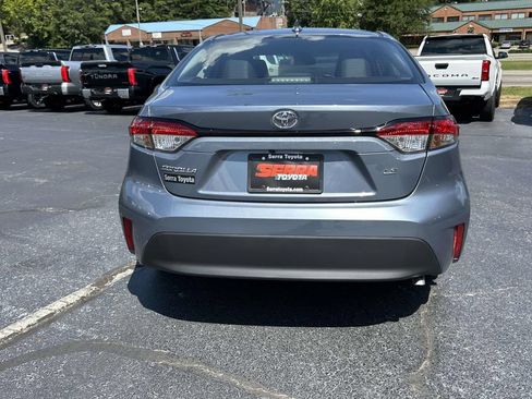 New 2026 Toyota Corolla LE FWD image 4