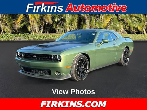 Used 2022 Dodge Challenger R/T w/ T/A Package image 1