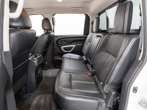 Used 2019 Nissan Titan PRO-4X w/ Pro-4x Convenience Package AWD/4WD image 36