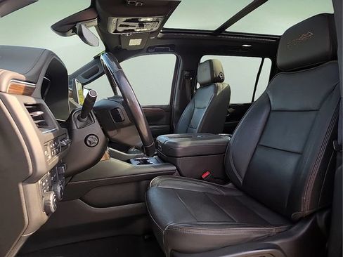 Certified 2022 Chevrolet Suburban High Country AWD/4WD image 18