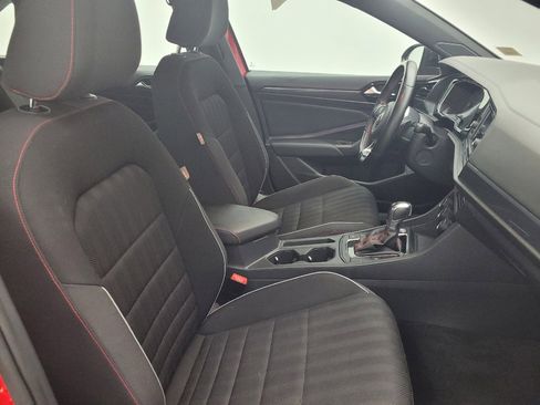 Used 2019 Volkswagen Jetta GLI image 21