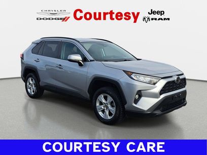 Used 2021 Toyota RAV4 XLE w/ Carpet Mat Package (TMS)