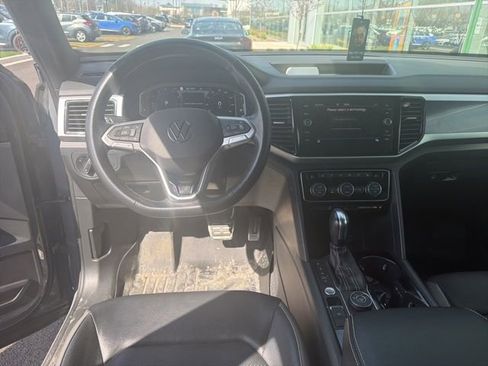 Used 2022 Volkswagen Atlas Cross Sport SEL Premium R-Line image 6