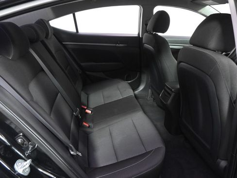 Used 2018 Hyundai Elantra SEL FWD image 18