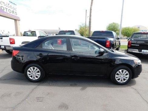 Used 2010 Kia Forte LX w/ Convenience Pkg image 8