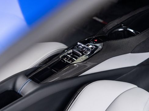 Used 2024 Ferrari 296 GTB image 39