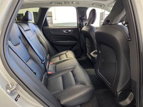 Certified 2023 Volvo XC60 B5 Core w/ Climate Package image 21