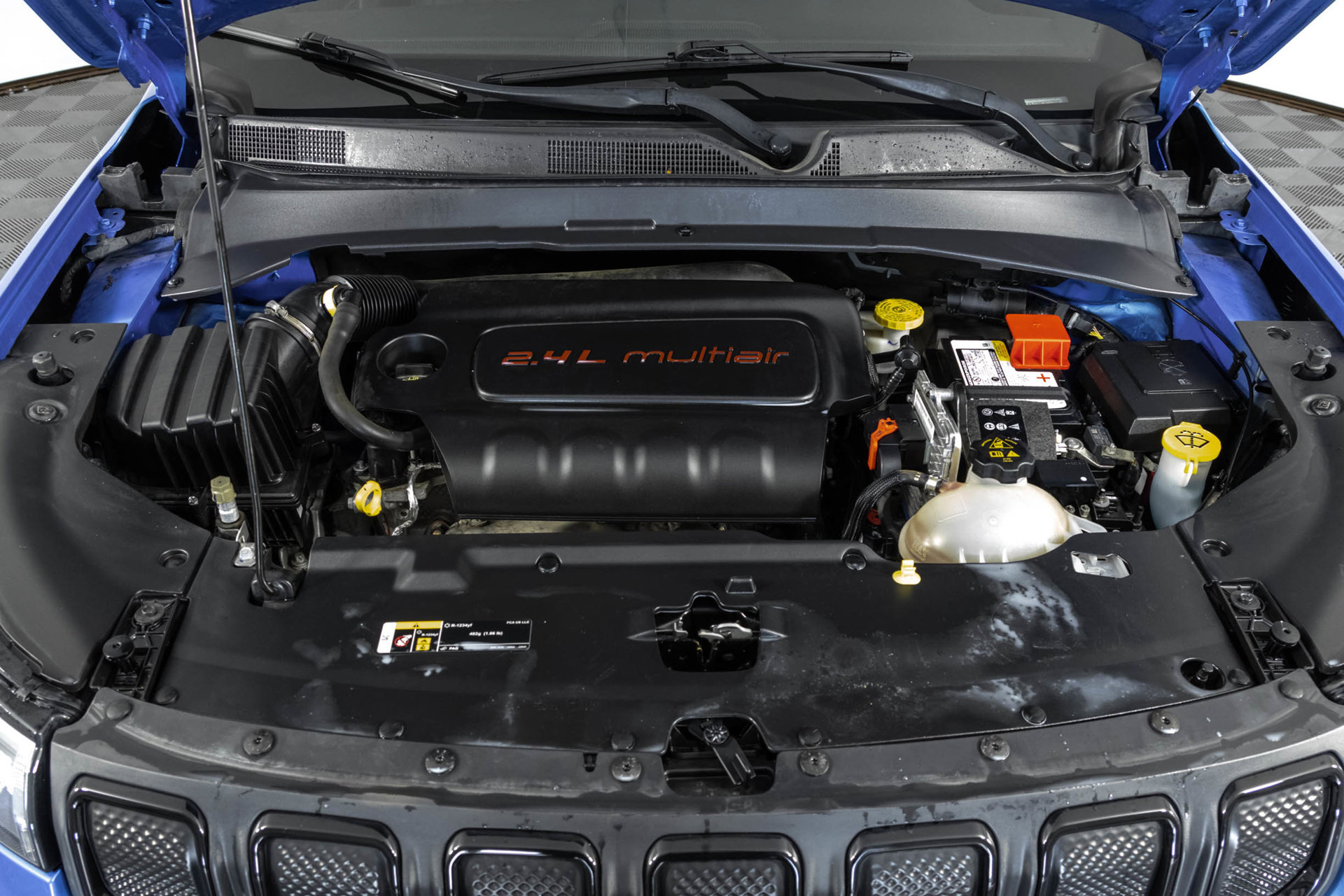 Used 2022 Jeep Compass Latitude w/ Sun and Sound Group AWD/4WD image 45