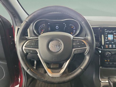 Used 2021 Jeep Grand Cherokee Laredo X AWD/4WD image 10