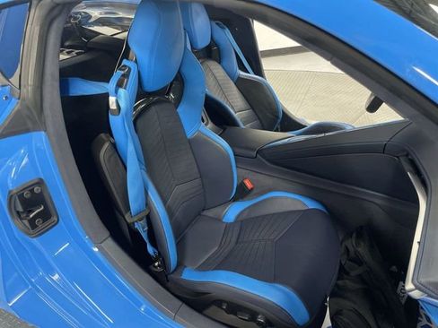 Used 2021 Chevrolet Corvette Stingray Premium Cpe w/ Z51 Performance Package image 27