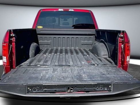 Used 2015 Ford F150 XLT w/ Equipment Group 302A Luxury image 7