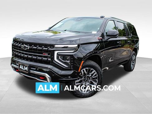 Used 2025 Chevrolet Suburban Z71 AWD/4WD image 1